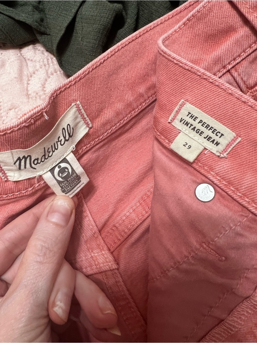 Madewell THE PERFECT VINTAGE JEAN
29 Pink Salmon With White Lace Crochet - Picture 2 of 13